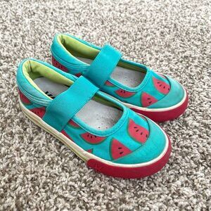 Size 10.5 / Toddler Girl See Kai Run Shoes